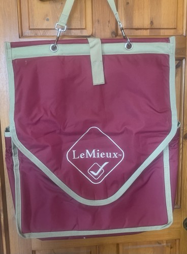 Mieux hanging stable - mieux,